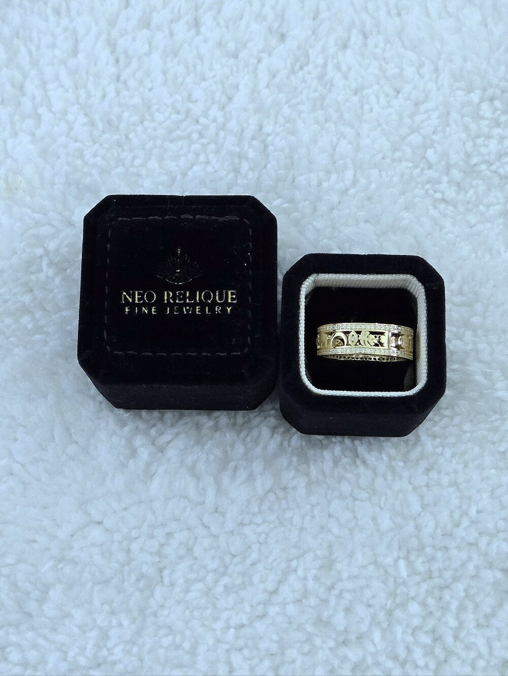 Neo Relique Gold💛 Double✌️ Band Ring💍 with Symbols - NIB - Picture 2 of 16